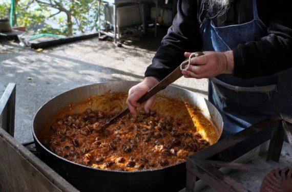 H διατροφή των μοναχών του Αγίου Όρους την Τεσσαρακοστή. Το μυστικό για μια μακρά και υγιή ζωή