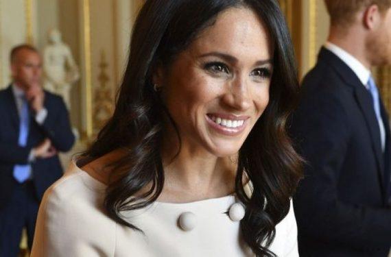 Η Meghan Markle με τα σανδάλια που θα φορέσεις παντού!