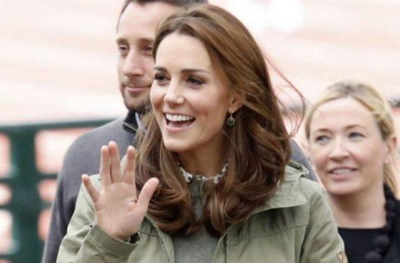 Το παντελόνι της Kate Middleton είναι Zara και κοστίζει 30 ευρώ! (εικόνα)