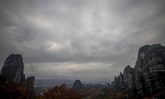 Καιρός: Με καταιγίδες και πολλά μποφόρ η Πέμπτη - Πού θα είναι έντονα τα φαινόμενα (pics)