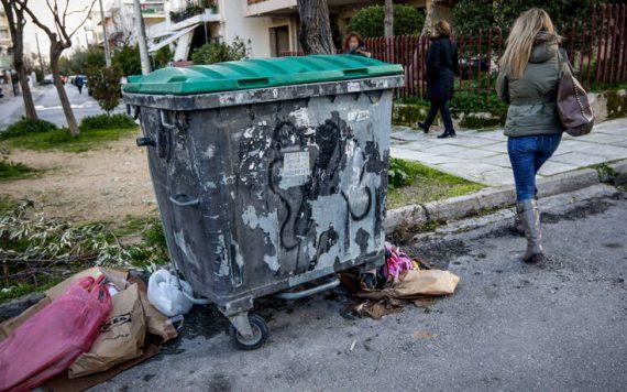 "Είδα το μωρό παγωμένο, ανάμεσα σε σκουπίδια" –Συγκλονιστικες μαρτυρίες στη δίκη για το νεκρό βρέφος στη Πετρούπολη