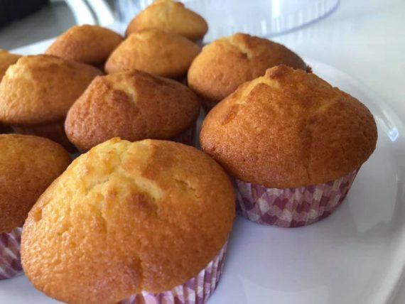 Cupcakes βανίλιας, ιδανικά για κέρασμα ή παιδικό πάρτι