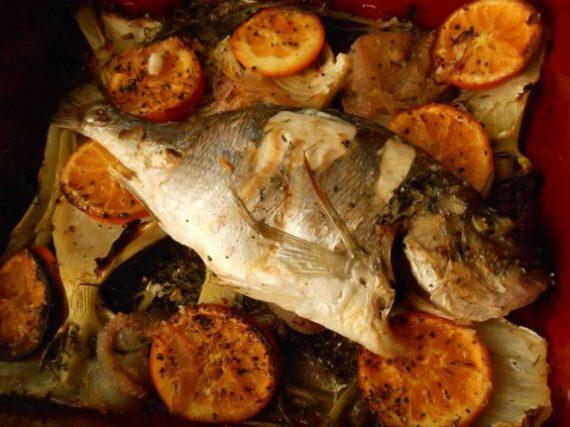 Ψητές τσιπούρες με άρωμα πορτοκαλιού-Sea bream with fennel and orange