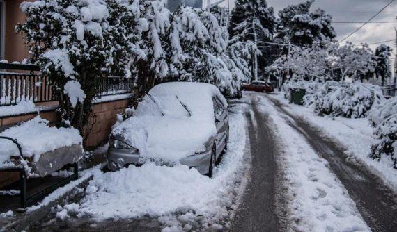 Έκτακτο δελτίο ΕΜΥ: Ραγδαία επιδείνωση του καιρού χιόνι και στα πεδινά & Ανεμοθύελλες