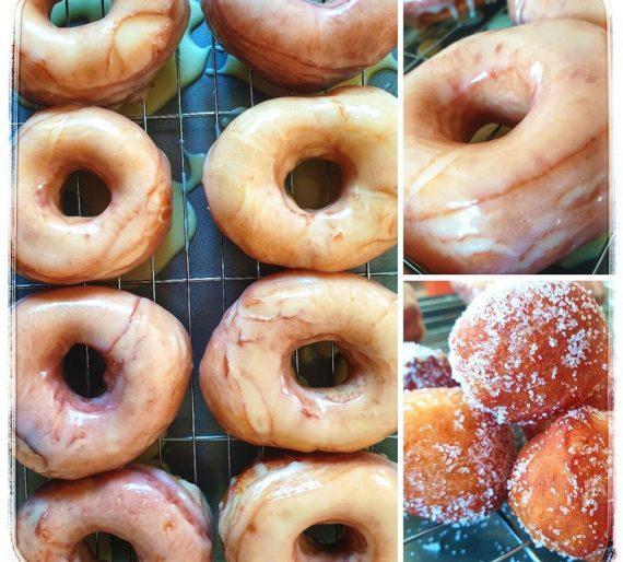 Συνταγή για donuts με γλάσο βανίλιας & λουκουμάδες με ζάχαρη με το περίσσευμα