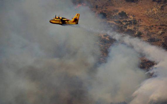 Έκτακτο: Μεγάλη Φωτιά ξέσπασε σε Διόνυσο και Νέο Βουτζά