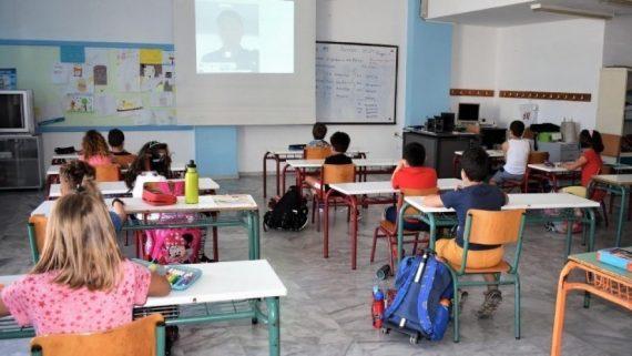 Παπαευαγγέλου: Πως θα γίνεται  η διαχείριση ύποπτων κρουσμάτων στα σχολεία