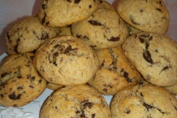 Cookies με κέικ που περίσσεψε! Δεν έχετε δοκιμάσει καλύτερα!