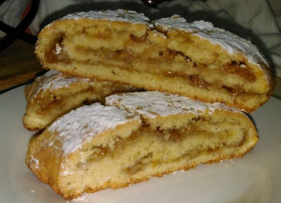 Ιταλικό ρολό με μαρμελάδα και καρύδια (Biscotti Arrotolati)