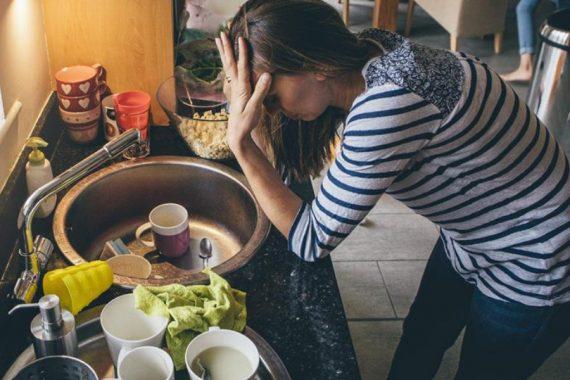 Όταν μια μητέρα ΖΗΤΑ σημαίνει ότι έχει ήδη προσπαθήσει πέρα από τις δυνάμεις της.