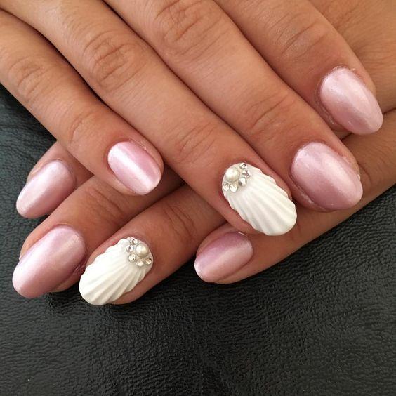 seashell_nails_με_ροζ περλέ_νύχια_