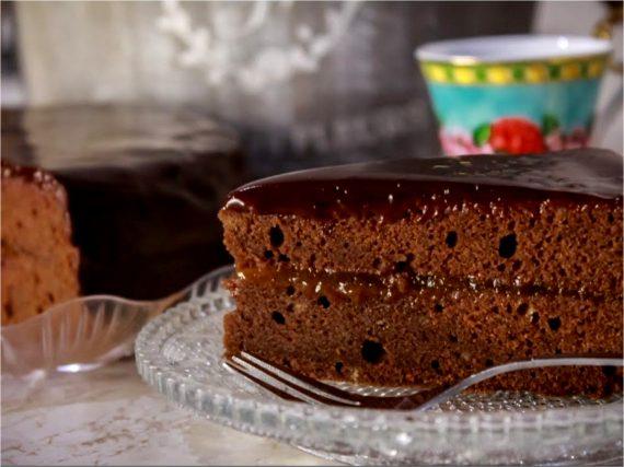 Sacher torte :Aυθεντική αυστριακή Ζάχερτορτε