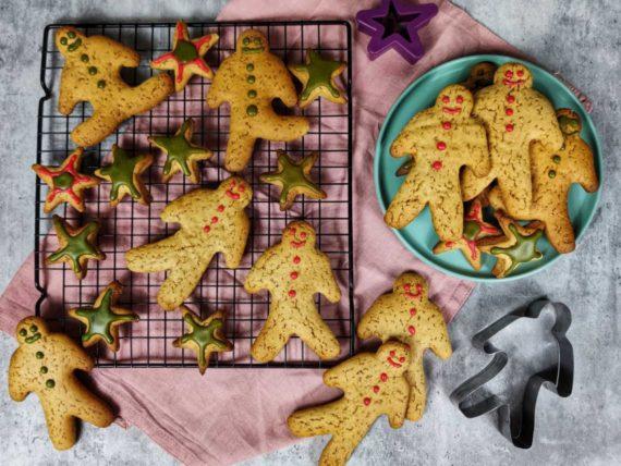 Vegan-gingerbread-cookies-χριστουγεννιάτικα-μπισκότα-συνταγή-