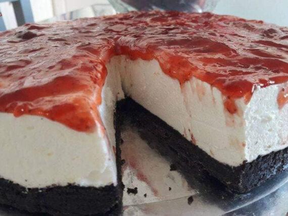 Cheesecake-φράουλα-με-μπισκότο OREO-συνταγή-