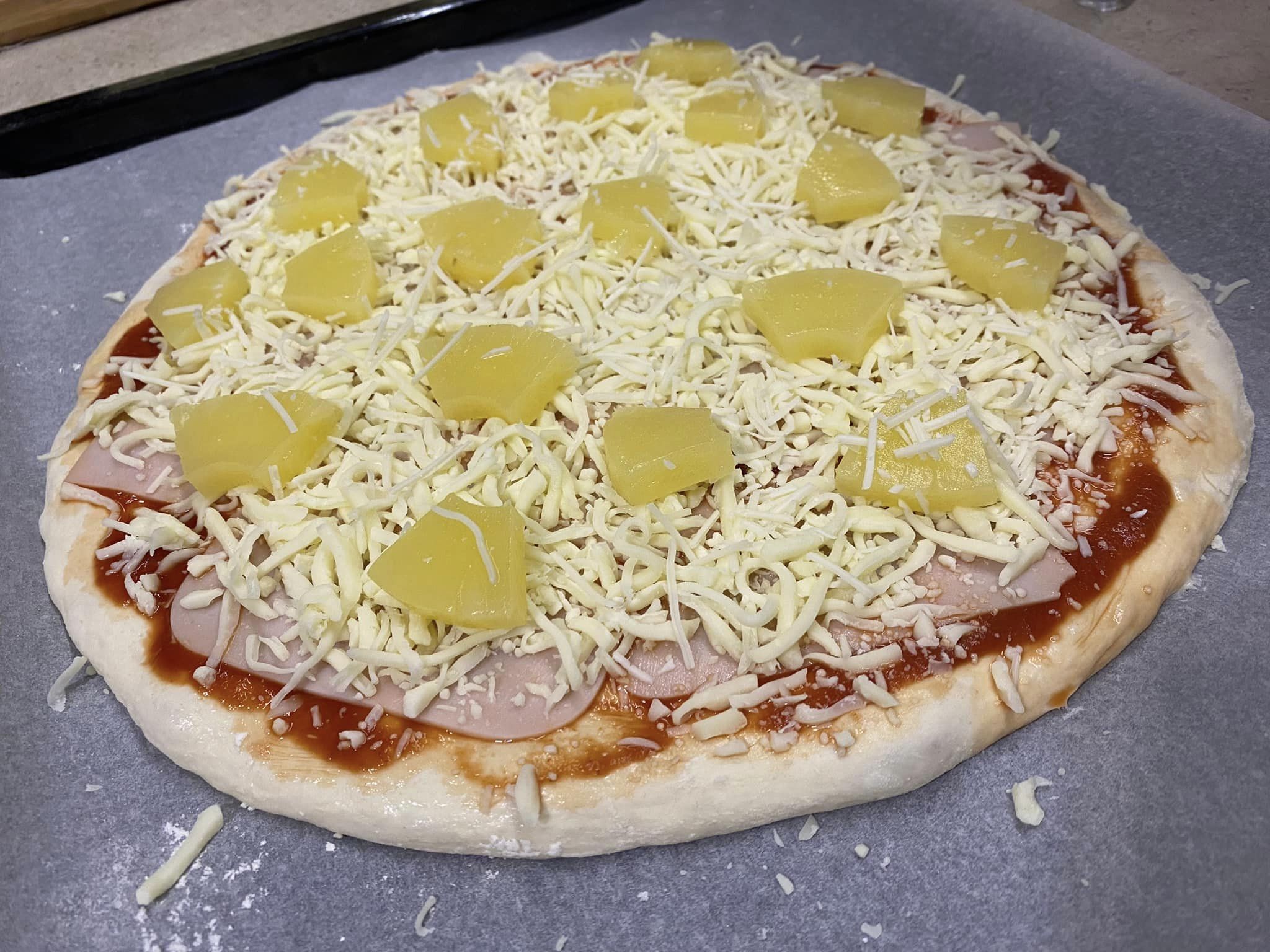 συνταγή-για-πίτσα-με-ανανά-
