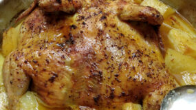 κοτόπουλο-στο-φούρνο-με-πατάτες-συνταγή-