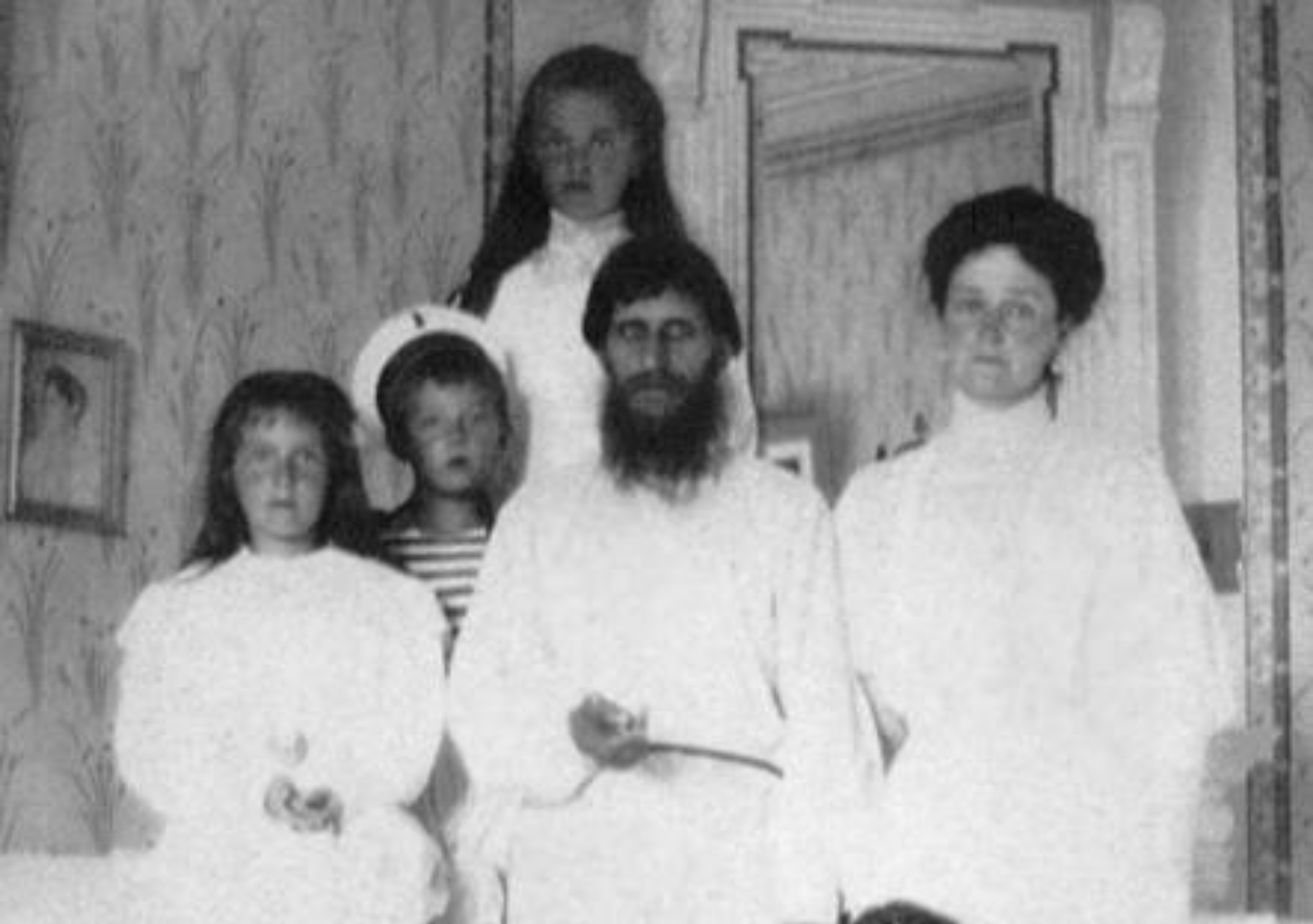 Grigori Rasputin: Ο βίος και η πολιτεία του διαβόητου καλόγερου που ξελόγιαζε τις γυναίκες