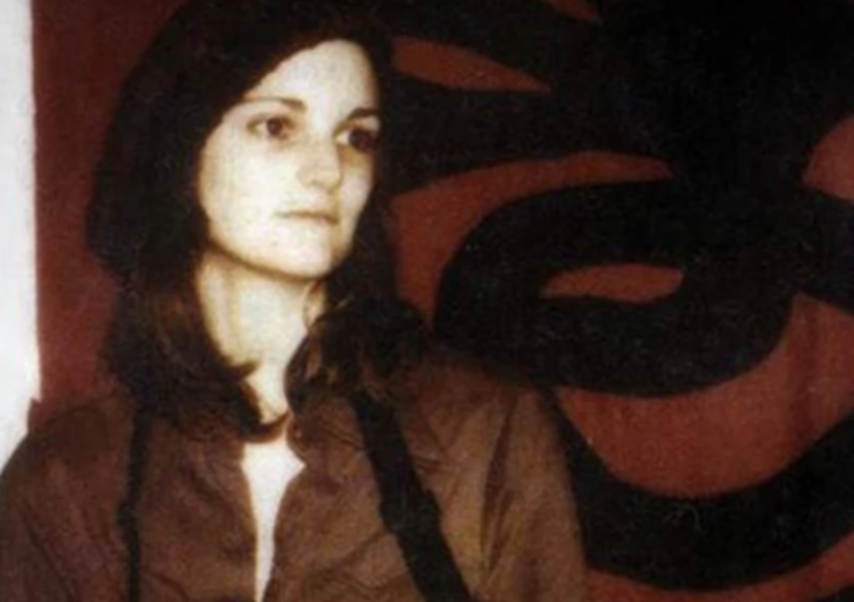 Patty Hearst: Η εγγονή του μεγιστάνα που από θύμα απαγωγής έγινε ληστής και δολοφόνος