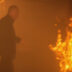 Η Γη της Ελιάς: Ο Στάθης και Μάνος δίνουν μάχη με τις φλόγες για να σώσουν