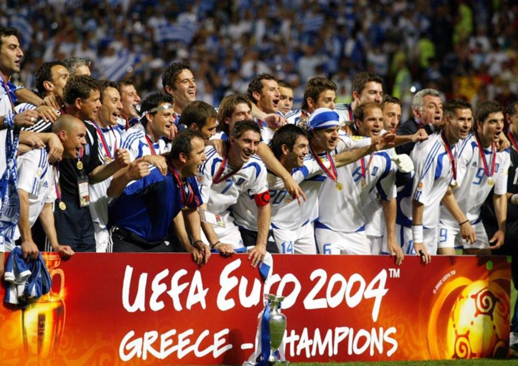 Σαν σήμερα η κατάκτηση του Euro 2004: 20 χρόνια από το έπος της Εθνικής Ελλάδος στην Πορτογαλία