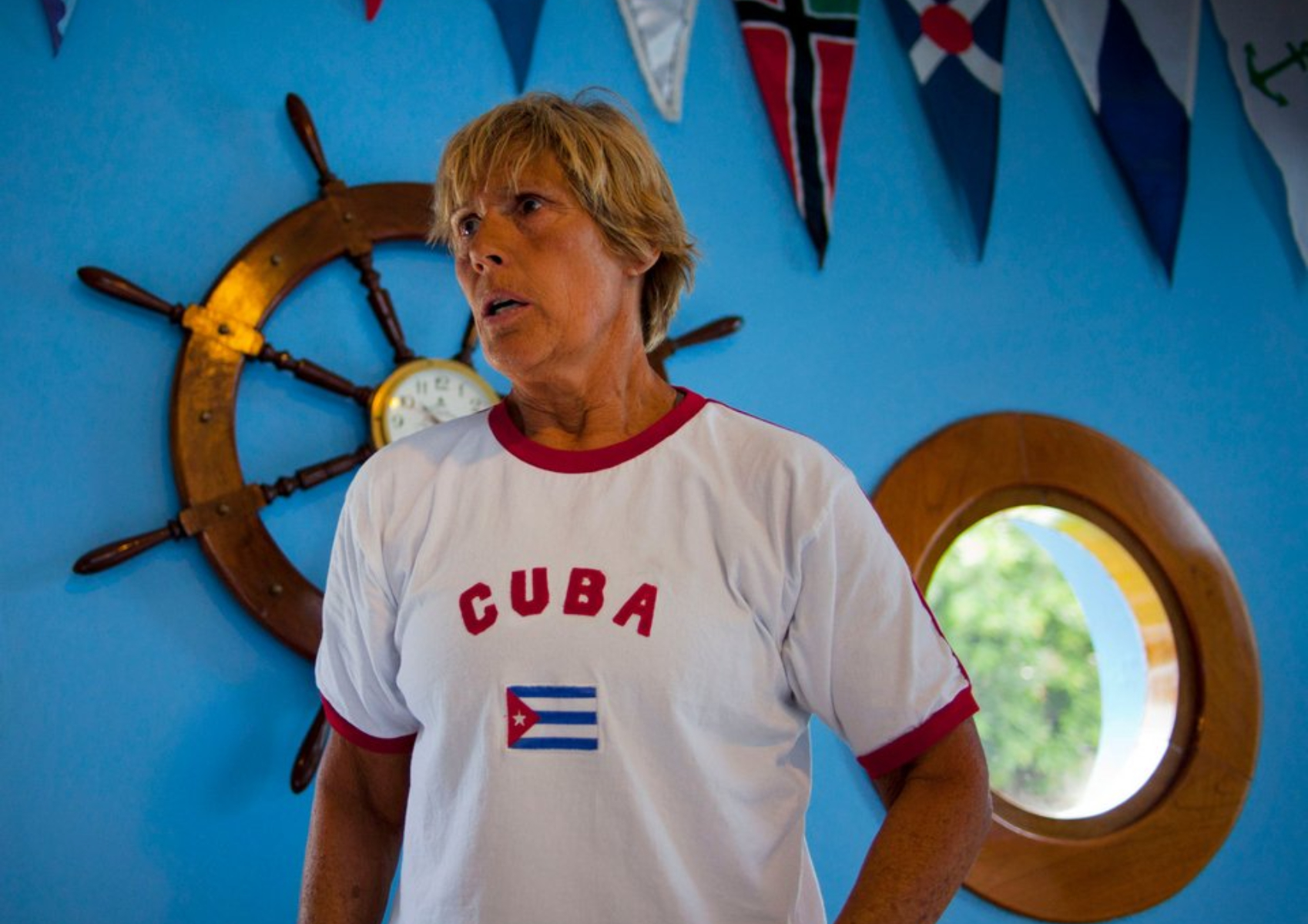 Diana Nyad: Η συναρπαστική ιστορία της 64χρονης που ξεπέρασε τα ανθρώπινα όρια και κολύμπησε από την Κούβα μέχρι τη Φλόριντα