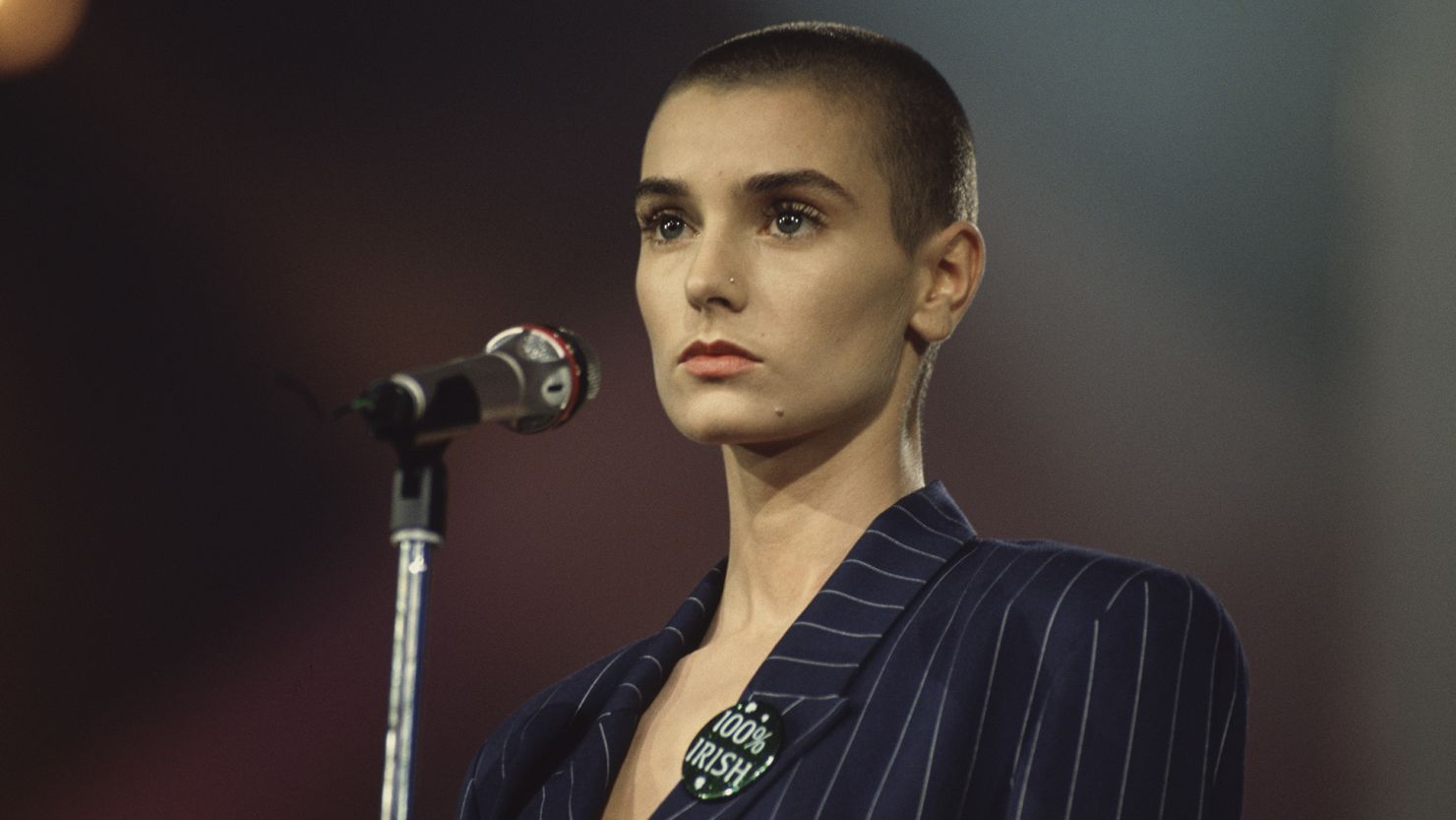 Sinead O’Connor: Στο φως της δημοσιότητας ένα χρόνο μετά η αιτία του θανάτου της