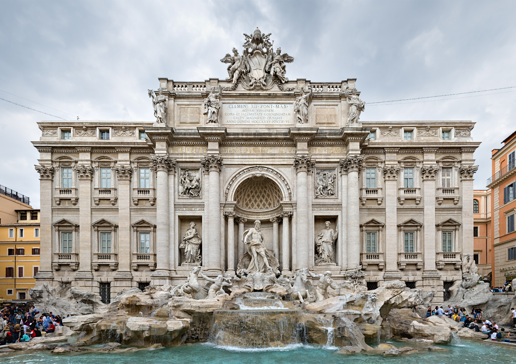 Fontana di Trevi το σιντριβάνι των ευχών: Οι ιστορίες και θρύλοι του πιο διάσημου σιντριβανιού στον κόσμο