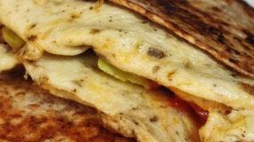 Tortilla-omelette-η viral συνταγή-του TikTok-συνταγή-