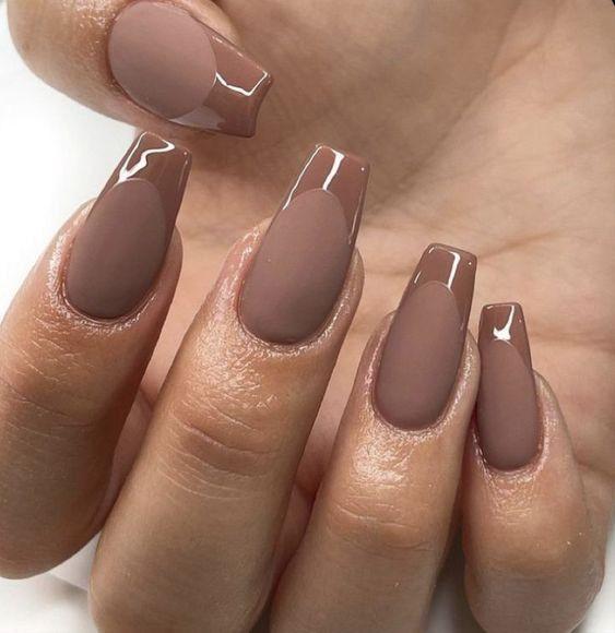 γαλλικό-μανικιούρ-σε-ballerina nails-σε-καφέ-ιδέες-