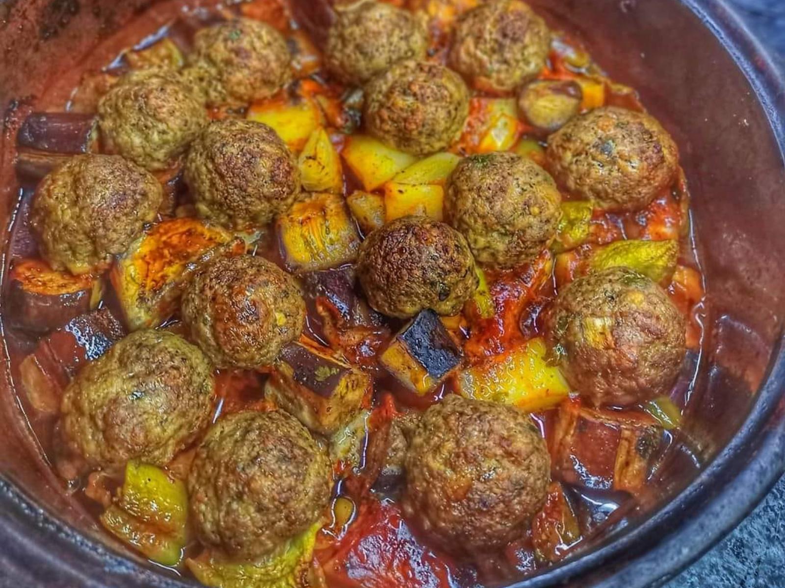 Meatballs-with vegetables-in the shell-recipe-