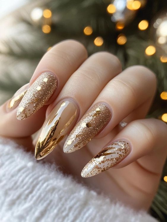 metallic nails-χριστουγεννιάτικα νύχια-TikTok nails-trends-Χριστούγεννα 2024-ιδέες-