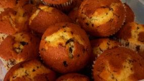 Muffins-πορτοκαλιού-με-τρούφα σοκολάτας-συνταγή-