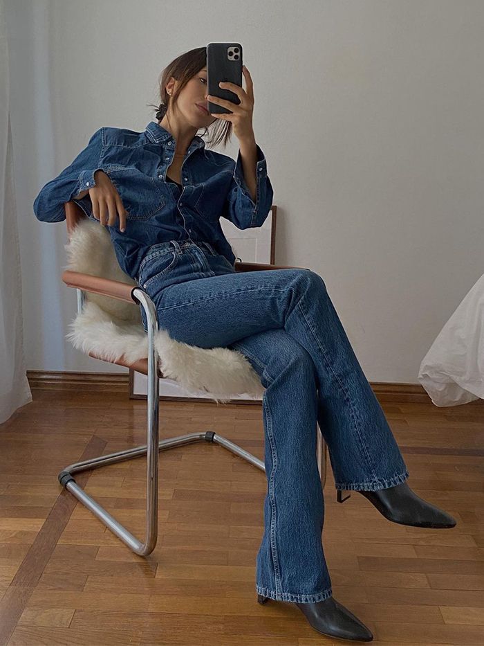 total denim-τάσεις-στα-denim look-Χειμώνας 2025-ιδέες-