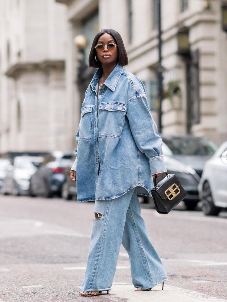 total denim-τάσεις-στα-denim look-Χειμώνας 2025-ιδέες-