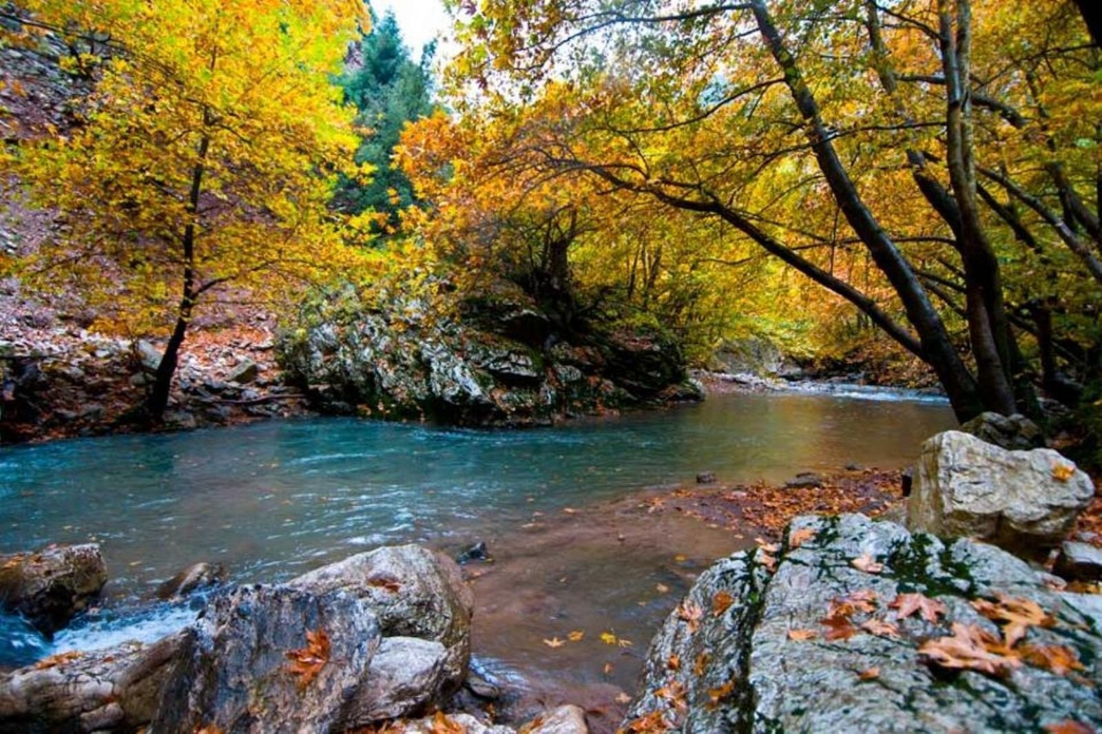 Καρπενήσι-ο-πιο-γραφικός-και-παραδοσιακός-χειμερινός-προορισμός 